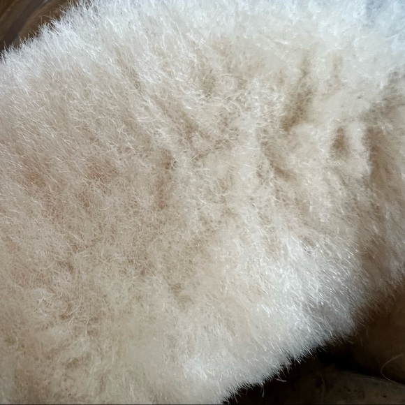 Minnetonka Woburn Wrap Lace Sherpa Lined Boots - Picture 10 of 12